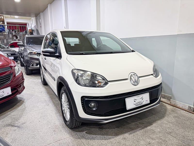 VOLKSWAGEN Up! Track 2017/2017 à venda em Garanhuns PE
